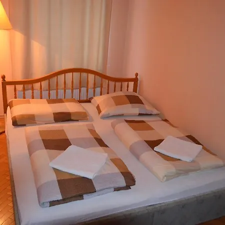 Ab Apartment Karlsbad